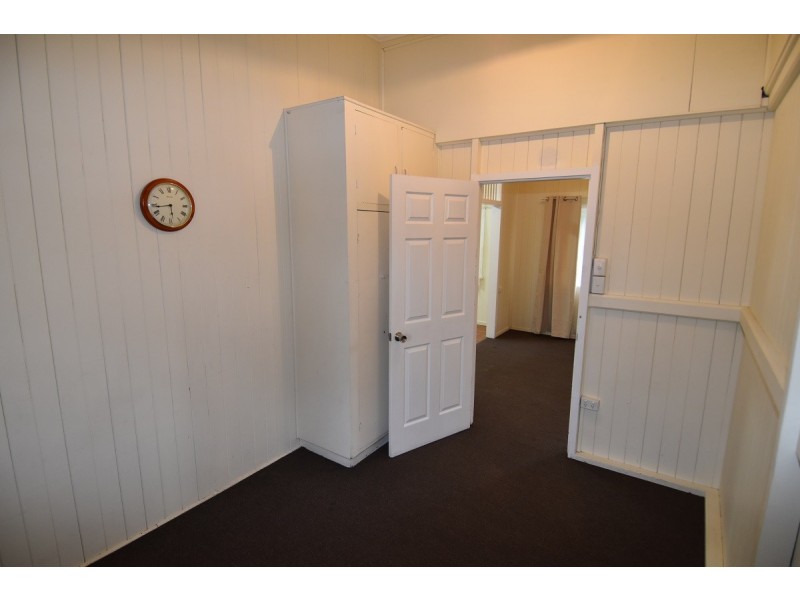 2 Armstrong Road, Charters Towers City QLD 4820