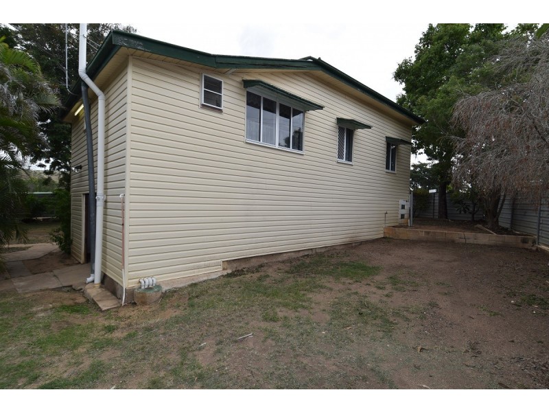 2 Armstrong Road, Charters Towers City QLD 4820