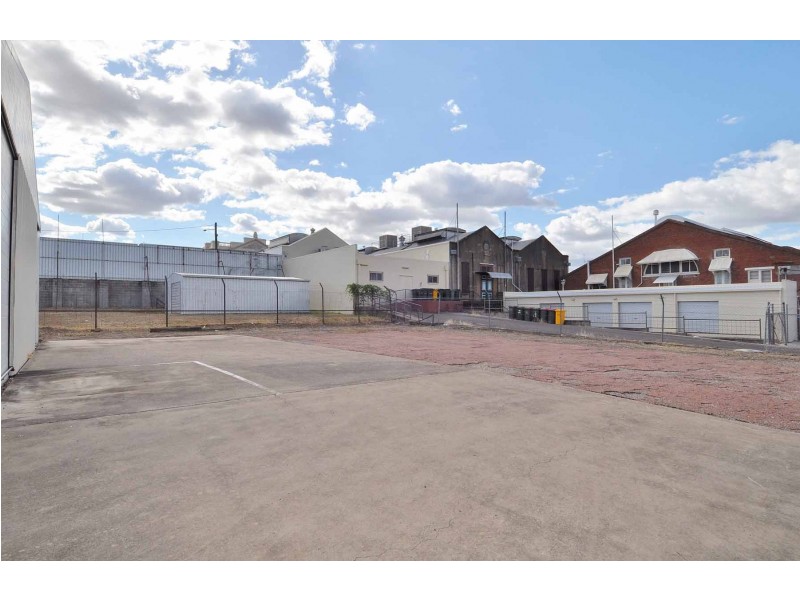 5 Jackson Street, Charters Towers QLD 4820