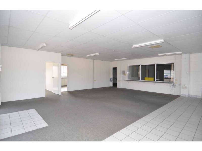 5 Jackson Street, Charters Towers QLD 4820