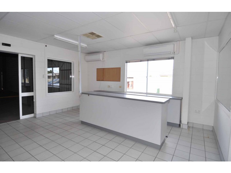 5 Jackson Street, Charters Towers QLD 4820