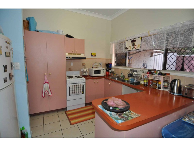 Unit 5, 37 Hackett Terrace, Charters Towers QLD 4820