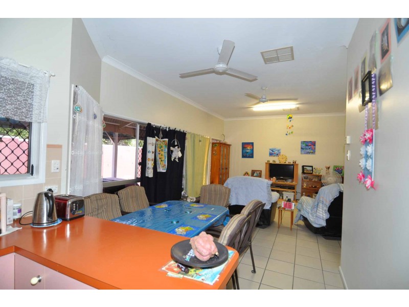 Unit 5, 37 Hackett Terrace, Charters Towers QLD 4820