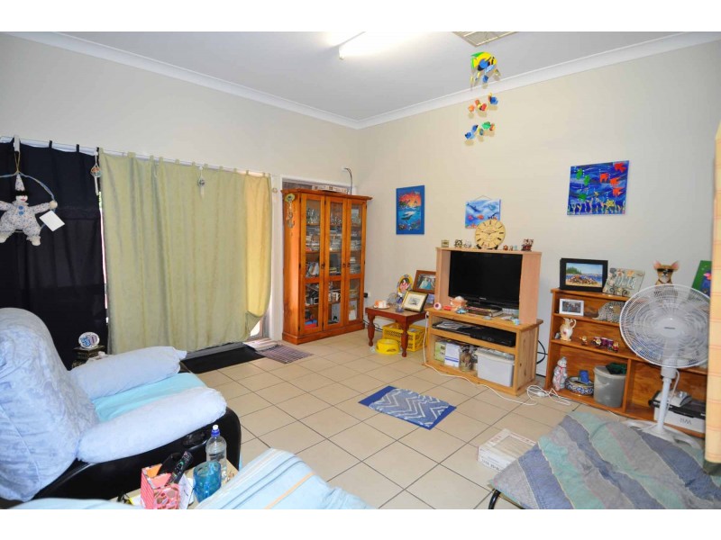 Unit 5, 37 Hackett Terrace, Charters Towers QLD 4820