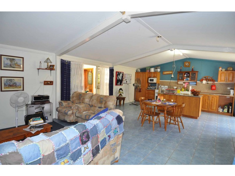 173 Featherby Road, Charters Towers QLD 4820