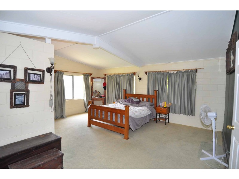 173 Featherby Road, Charters Towers QLD 4820