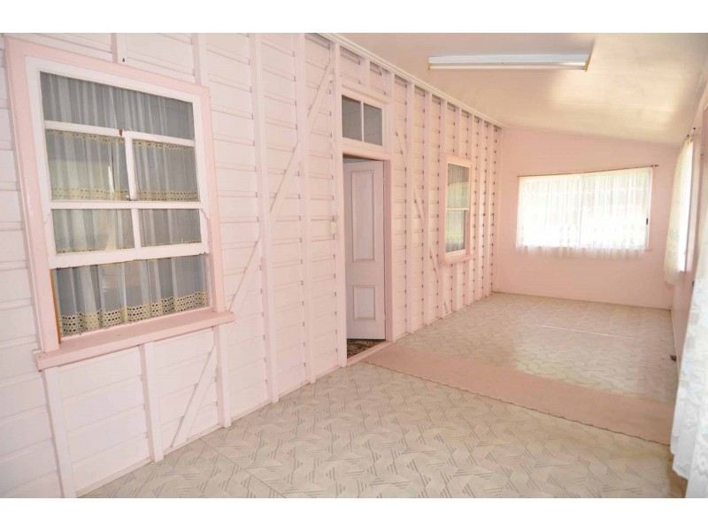 2 Craven Street, Charters Towers QLD 4820