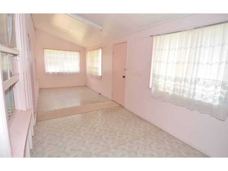2 Craven Street, Charters Towers QLD 4820
