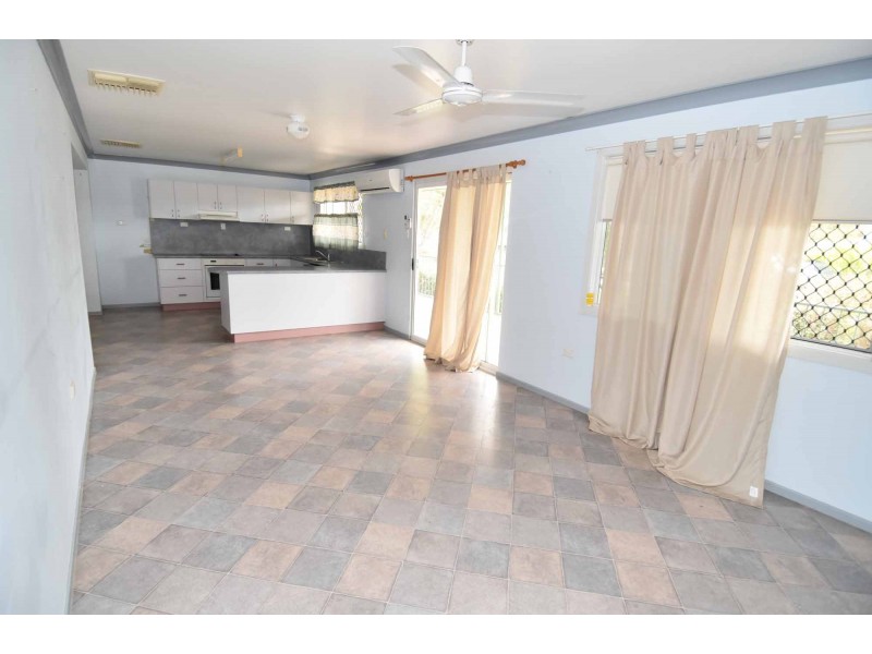 11 Anderson Lane, Queenton QLD 4820