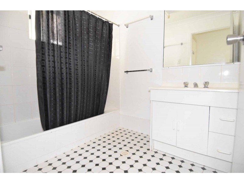 11 Anderson Lane, Queenton QLD 4820