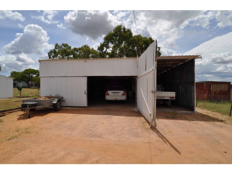 52 Mill Street, Pentland QLD 4816