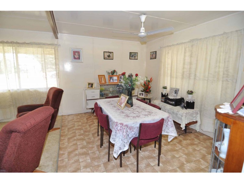 52 Mill Street, Pentland QLD 4816