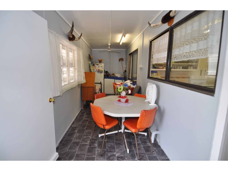 52 Mill Street, Pentland QLD 4816