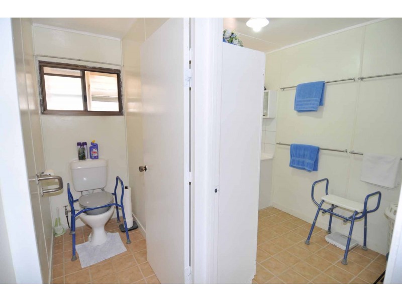 52 Mill Street, Pentland QLD 4816