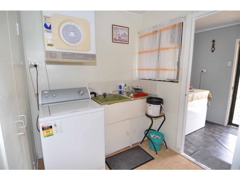 52 Mill Street, Pentland QLD 4816