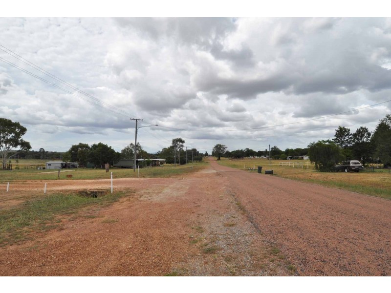 52 Mill Street, Pentland QLD 4816