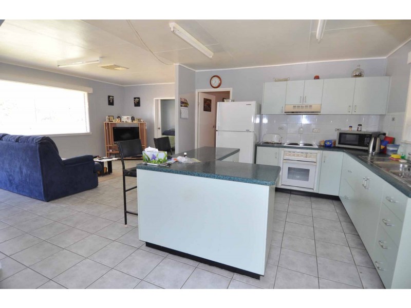 9 Armstrong Road, Charters Towers QLD 4820