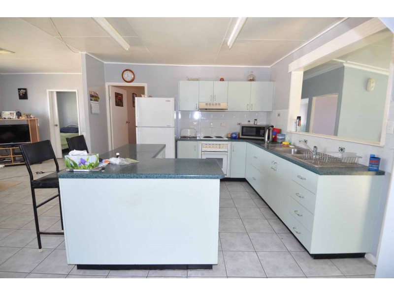9 Armstrong Road, Charters Towers QLD 4820