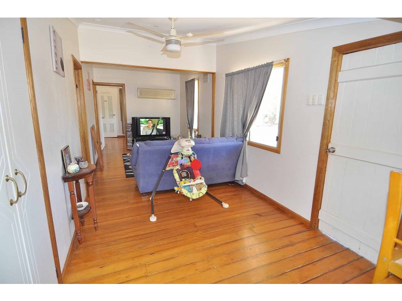 44 Aland Street, Charters Towers QLD 4820