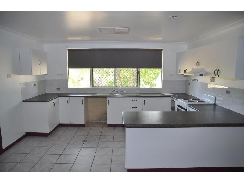23 Bluff Road, Charters Towers City QLD 4820