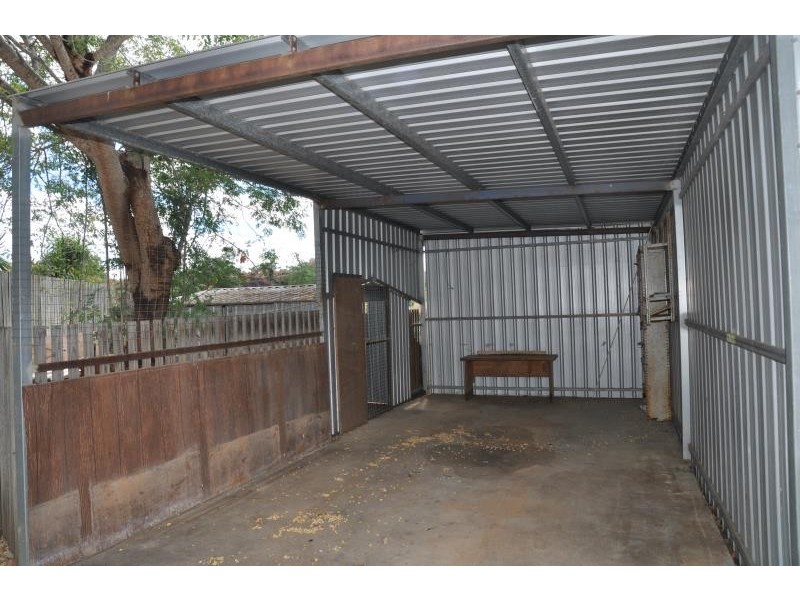 23 Bluff Road, Charters Towers City QLD 4820