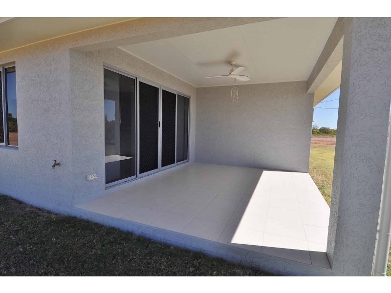 9 Hilltop Court, Charters Towers QLD 4820