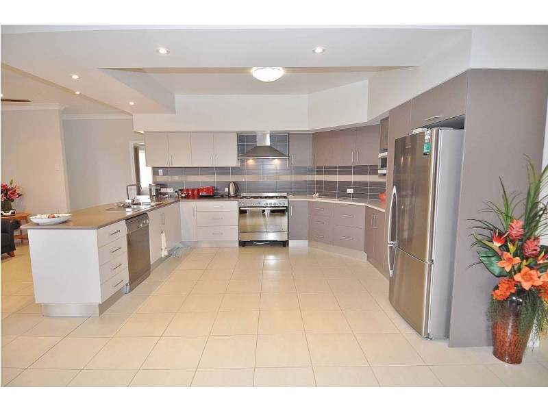 30 Estate Avenue, Charters Towers QLD 4820