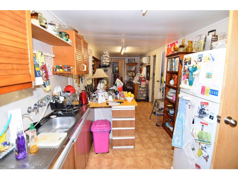 24 Manners Street, Richmond Hill QLD 4820