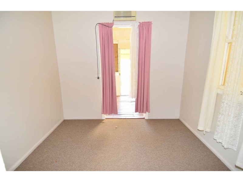 20 Miner Street, Charters Towers QLD 4820