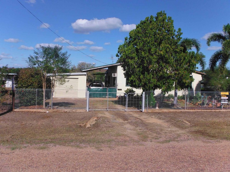 62 Raven Street, Ravenswood QLD 4816