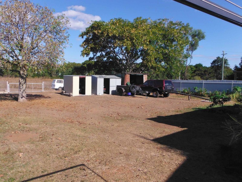 62 Raven Street, Ravenswood QLD 4816