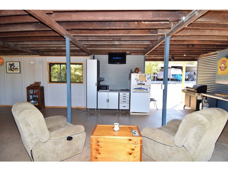 53 Depot Road, Charters Towers QLD 4820