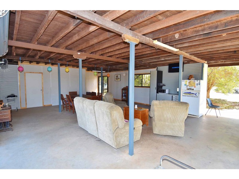 53 Depot Road, Charters Towers QLD 4820