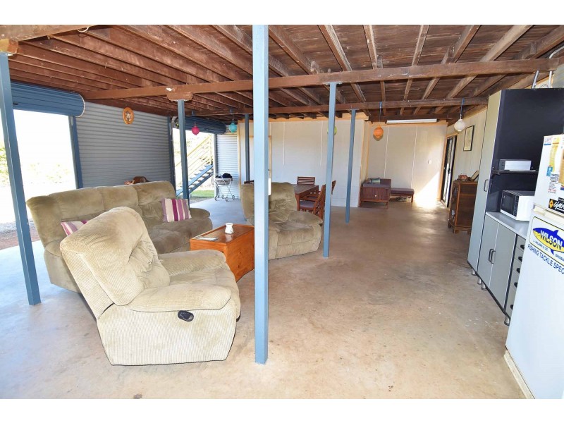 53 Depot Road, Charters Towers QLD 4820