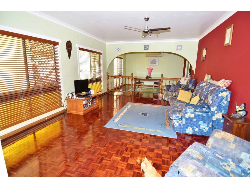 4 McDougall Close, Richmond Hill QLD 4820