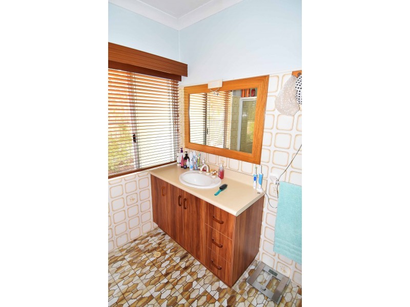 4 McDougall Close, Richmond Hill QLD 4820