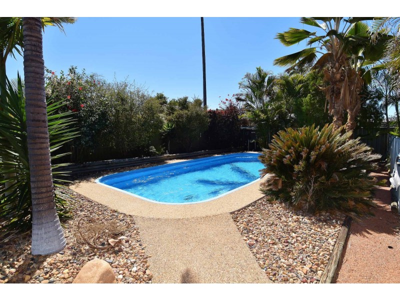 4 McDougall Close, Richmond Hill QLD 4820