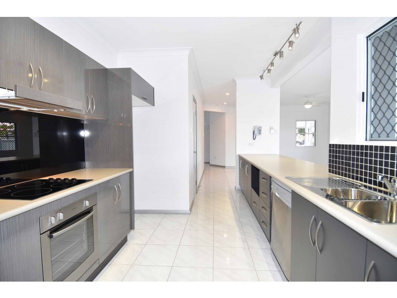 4/15 Ryan Street, Charters Towers QLD 4820