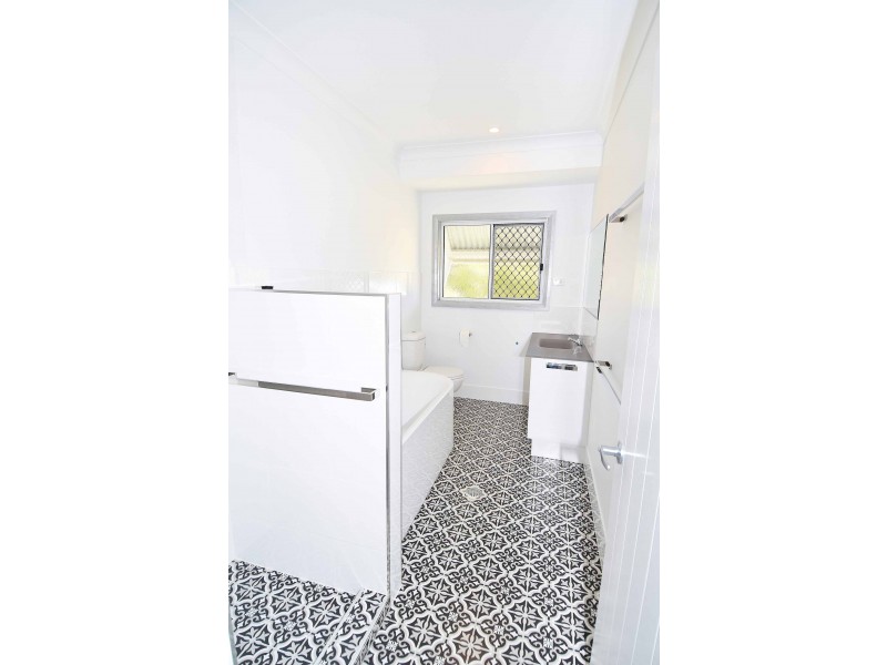 4/15 Ryan Street, Charters Towers QLD 4820