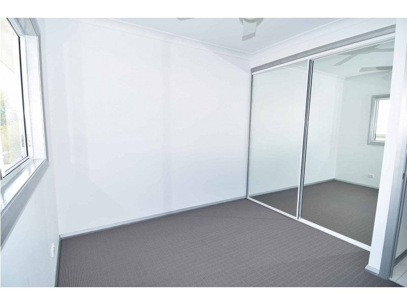 4/15 Ryan Street, Charters Towers QLD 4820