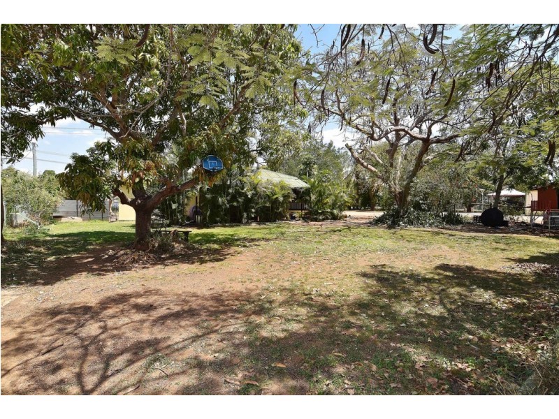 1 Bluff Road, Queenton QLD 4820