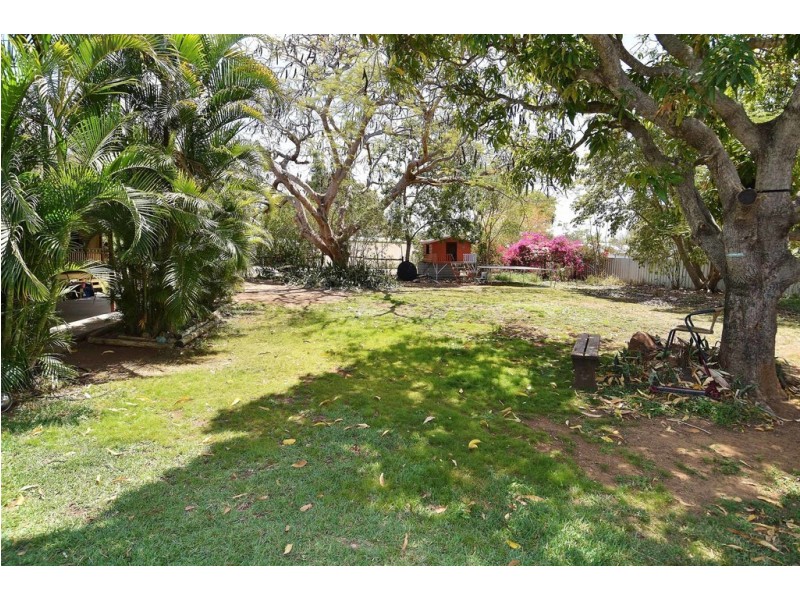 1 Bluff Road, Queenton QLD 4820
