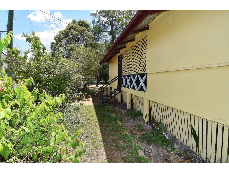 1 Bluff Road, Queenton QLD 4820