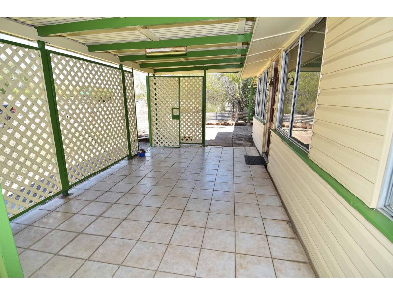 70 York Street, Charters Towers QLD 4820
