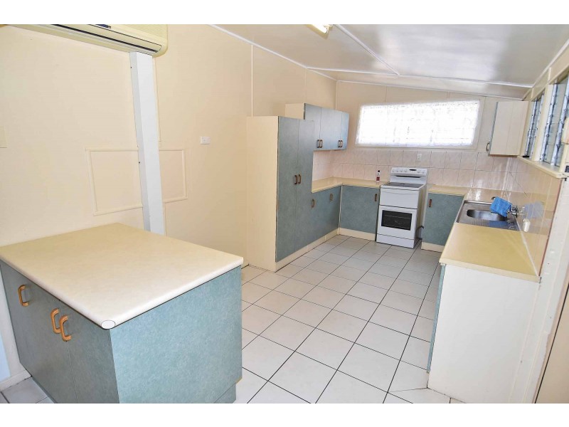 70 York Street, Charters Towers QLD 4820