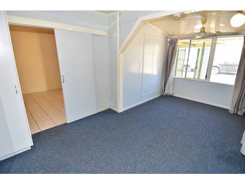 70 York Street, Charters Towers QLD 4820