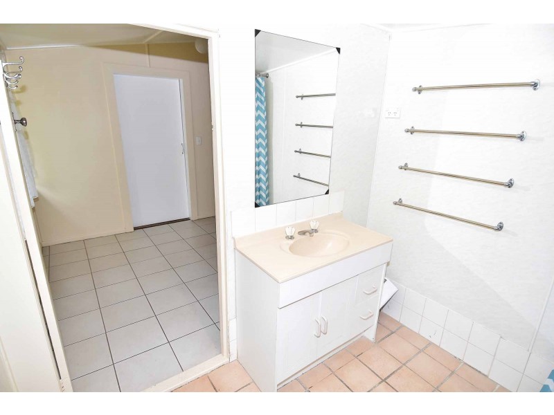 70 York Street, Charters Towers QLD 4820
