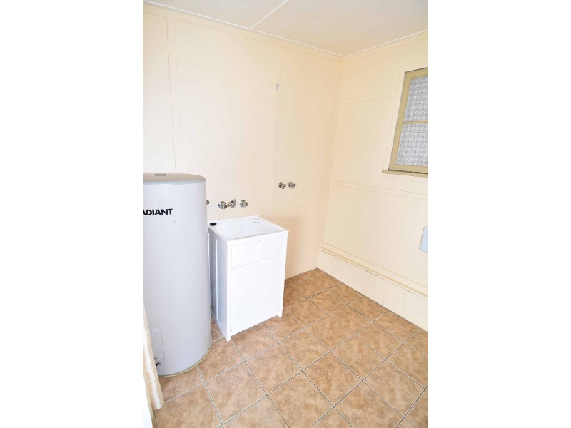 70 York Street, Charters Towers QLD 4820