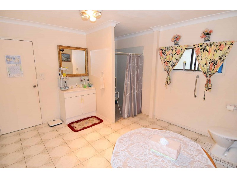20 Davis Street, Charters Towers QLD 4820