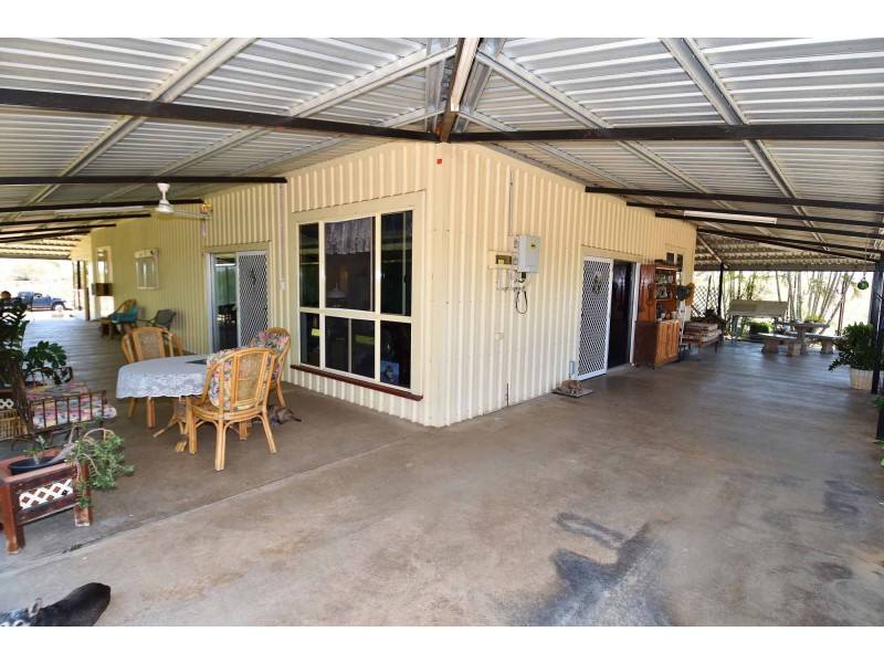 20 Davis Street, Charters Towers QLD 4820